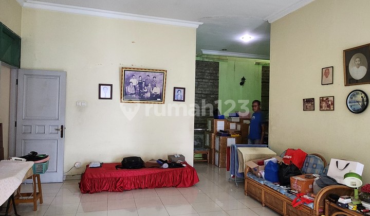 Rumah Kijang Kencana Rosiliana 2Lt 4+1Kt SHM Palmerah Jakarta Barat 2