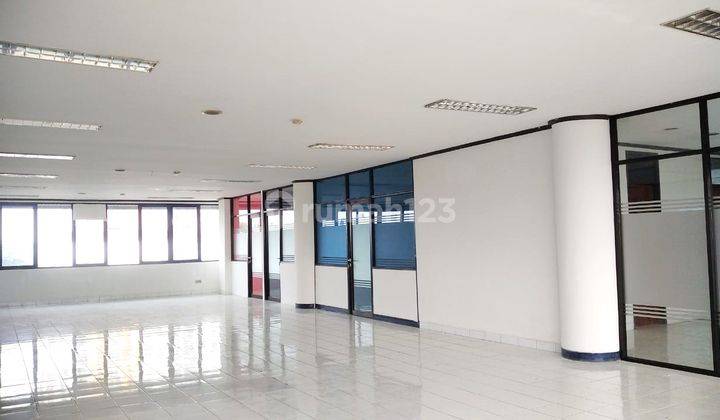 Gedung Kantor 4Lt 35x26 920m2 Strategis Jalan Utama Warung Buncit 2