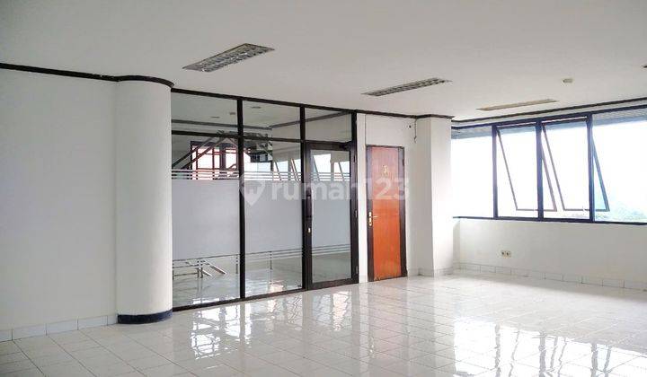 Gedung Kantor 4Lt 35x26 920m2 Strategis Jalan Utama Warung Buncit 2