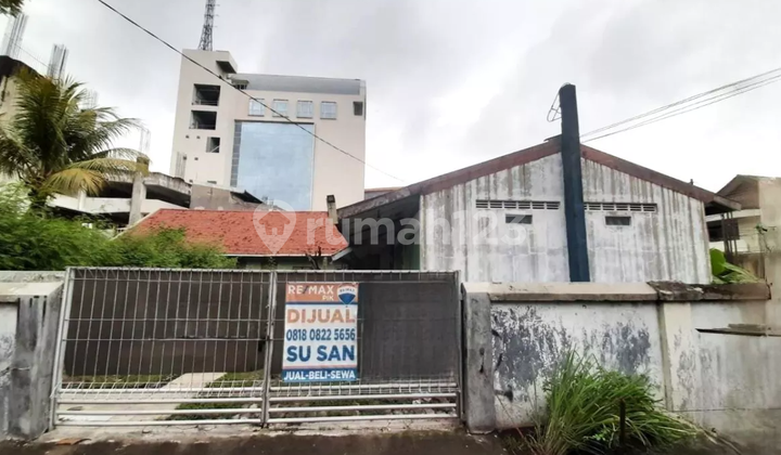 Old 1-Story House 16x34 545m2 2BR in Pringgading Brumbungan Semarang Old 1-Story House 16x34 545m2 2BR in Pringgading Brumbungan Semarang
