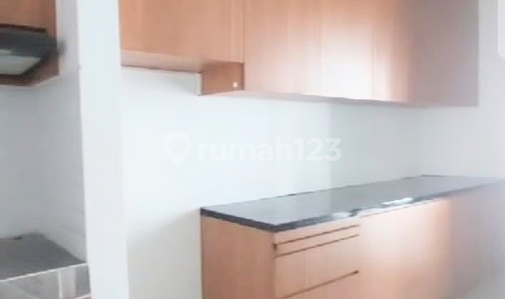 Rumah baru siap huni dalam Townhouse dekat Matraman  2