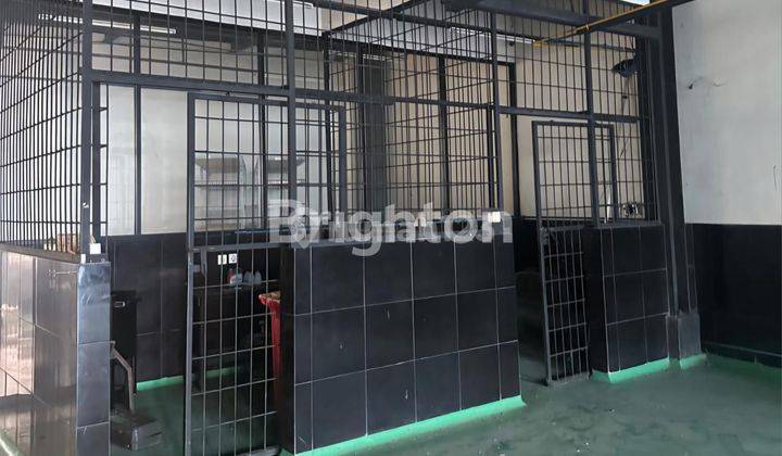 GEDUNG SHOW ROOM MOBIL RANGKAS BITUNG 2 LANTAI SIAP DIPAKAI 2
