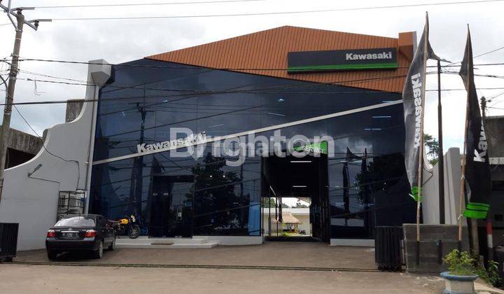 GEDUNG SHOW ROOM MOBIL RANGKAS BITUNG 2 LANTAI SIAP DIPAKAI 1