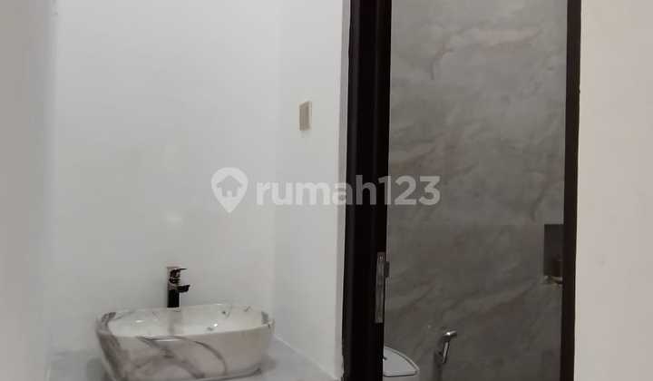 For Sale Brand New House in Graha Raya Bintaro Complex, Quick Sale. 2