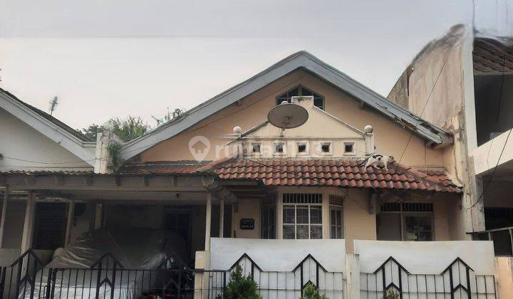 Dijual Cepat Rumah Strategis di Jl. Mandar Bintaro 1