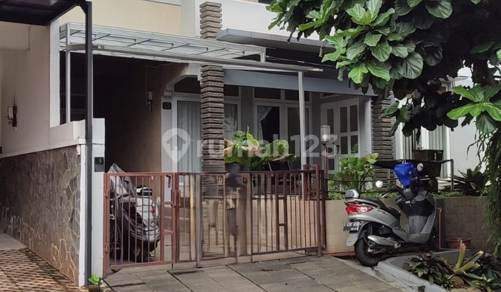 Dijual cepat rumah bagus 2 lantai siap huni di Maleo Bintaro Dijual cepat rumah bagus 2 lantai siap huni di Maleo Bintaro