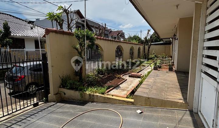 Rumah Strategis di Camar Bintaro Sektor 3 - Hunian Nyaman dengan Halaman Luas 2