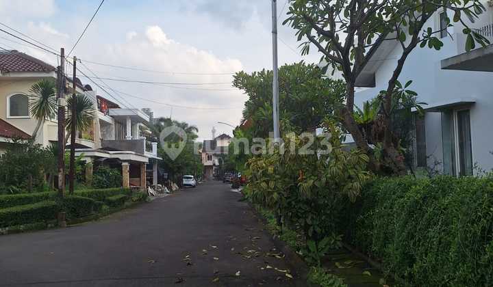 Luxury Residential House for Sale in River Park - Bintaro Jaya 2