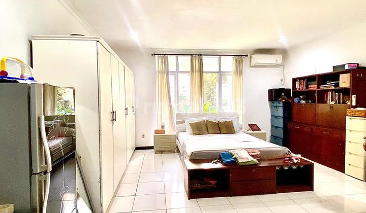 For quick sale, a nice, spacious, comfortable house in Maleo Bintaro. 2