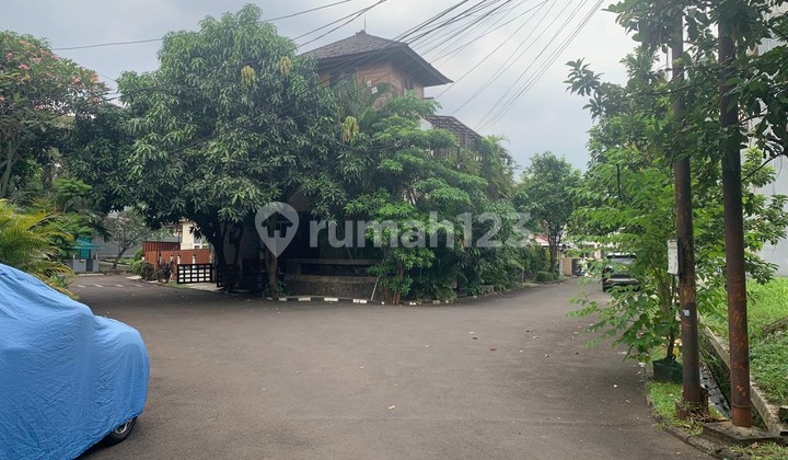 DIJUAL CEPAT: Rumah Hoek Mewah 5KT di Komplek Kucica Bintaro