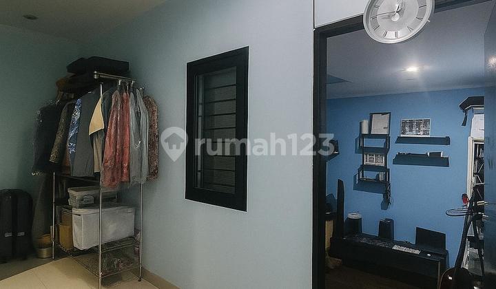 Rumah Cantik 2 Lantai di Cluster Puri Bintaro 2