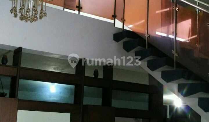 FOR SALE 2-STORY CORNER HOUSE IN TANAH KUSIR, KEBAYORAN LAMA 2