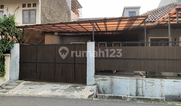 Dijual Rumah Luas di Jl. Cikoko Barat, Pancoran - Dekat Kawasan Tebet 1