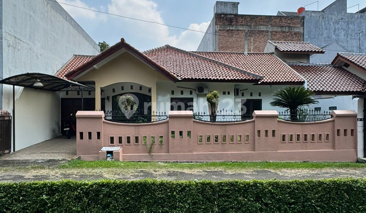 Disewakan Rumah Bagus Siap Huni Di Bintaro Sektor 3 Disewakan Rumah Bagus Siap Huni Di Bintaro Sektor 3