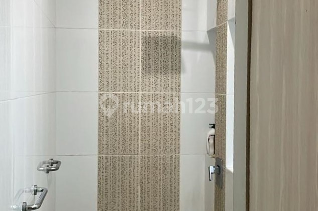 Dijual cepat rumah bagus 2 lantai siap huni di Maleo Bintaro 2