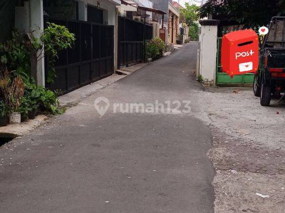 Rumah tua Butuh Renovasi hitung tanah pinggir jalan Tebet timur 1