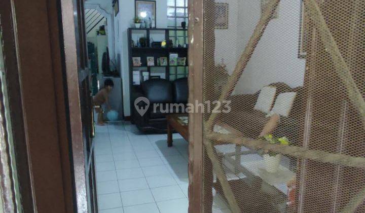 Rumah kokoh murah urgent dalam komplek besar nempel sumarecon 2