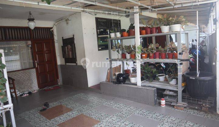 Rumah tua hitung tanah buat kos-kosan di kawasan Benhil Sudirman 2