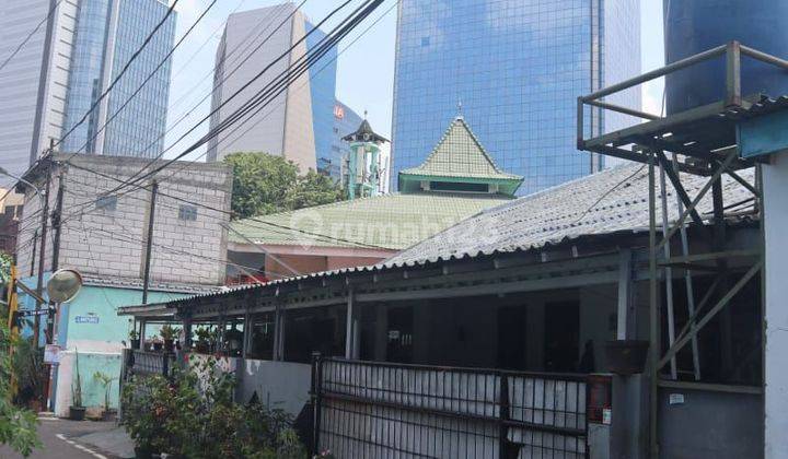 Rumah tua hitung tanah buat kos-kosan di kawasan Benhil Sudirman 1