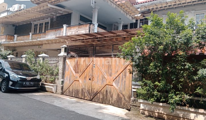 Rumah Hook Second Luas Strategis di Bawah NJOP di Durensawit Rumah Hook Second Luas Strategis di Bawah NJOP di Durensawit