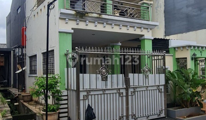 Rumah Shm 2 Lantai Dalam Komplek Besar Di Taman Kota Bekasi Timur 2