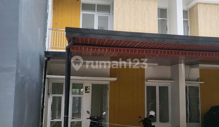 Rumah Bagus Hadap Selatan Jati Bening Dekat Stasiun Lrt Cikunir Rumah Bagus Hadap Selatan Jati Bening Dekat Stasiun Lrt Cikunir