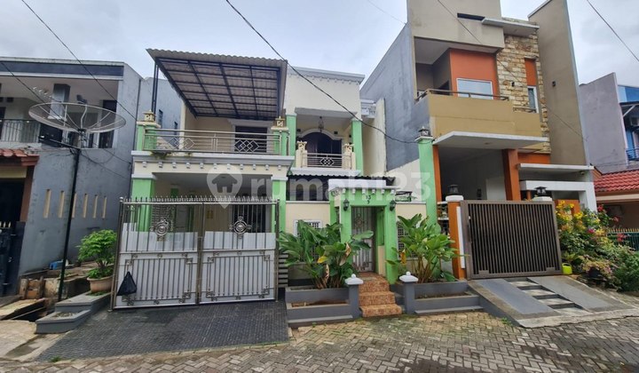 Rumah Shm 2 Lantai Dalam Komplek Besar Di Taman Kota Bekasi Timur Rumah Shm 2 Lantai Dalam Komplek Besar Di Taman Kota Bekasi Timur