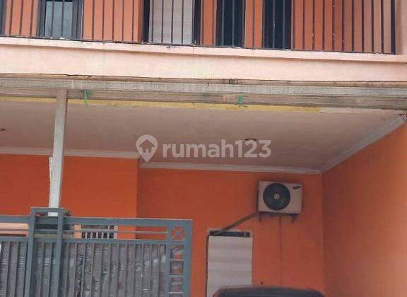 Rumah 2 Lantai Shm Strategis Di Pinggir Jalan Dekat Lrt Cikunir 1