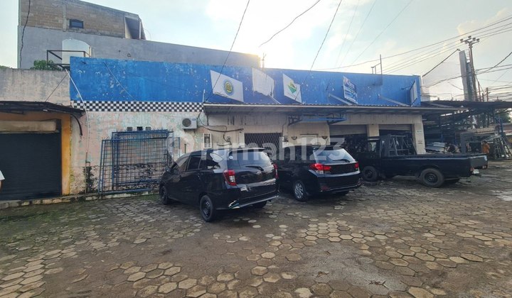 Land with Building Bonus Adjacent to Jatimakmur Main Road Bekasi