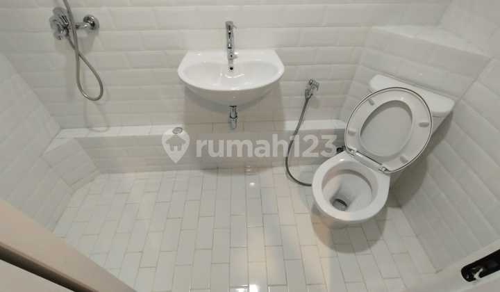 Premium Kingland Semi-Furnished Apartment South Tangerang Premium Kingland Semi-Furnished Apartment South Tangerang