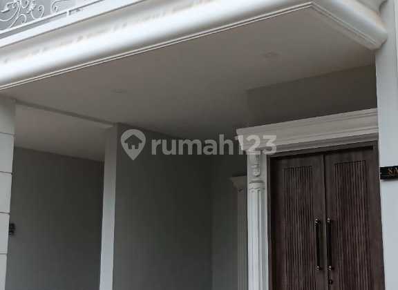 Dumah Mewah 2 Lantai Dalam Cluster Dekat Tol Cibubur 2