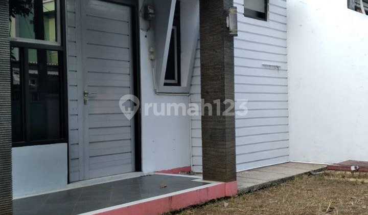 Beautiful Ready-to-Occupy House in Cibubur Indah Complex, East Jakarta 2