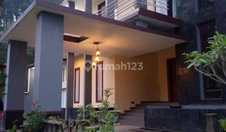 Villa 2 Lantai Asri Dan Nyaman Lembang Bandung 2