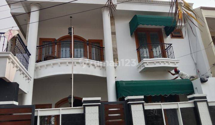 Rumah 2,5lantai mewah dan elegan Pondok Bambu 2