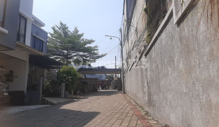 Rumah 2 Lantai Dalam Cluster Kemangsari Bekasi 2