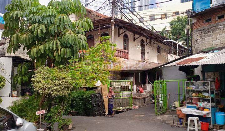 Rumah Tua Cocok Untuk Usaha Pusat Kota Sudirman Jakarta Selatan 1