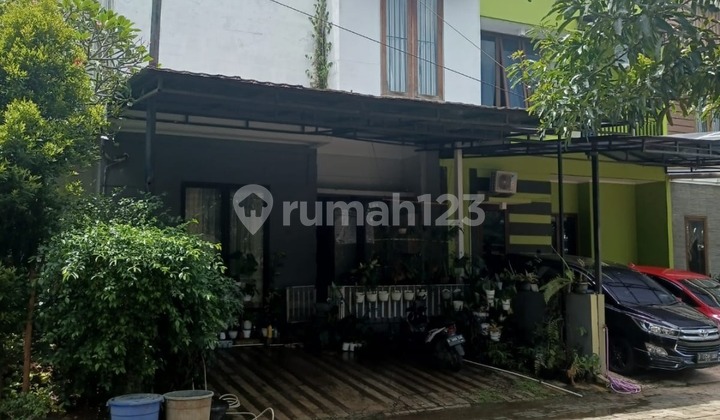 Rumah 2 Lantai tersedia Kolam Renang Ciputat Tangerang Selatan 2