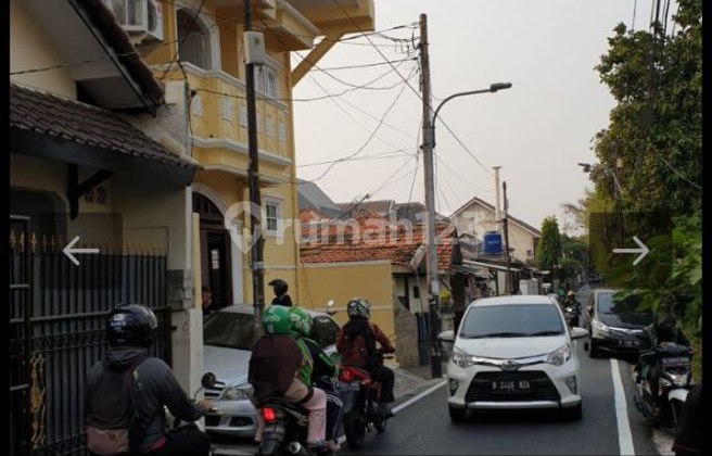 Dijual Cepat Full Furnished Rumah Kos Aktif Tebet Jakarta Selatan