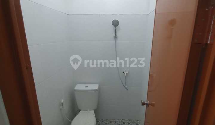 Cheap Sale of Active Furnished Boarding House in Grogol, West Jakarta 2