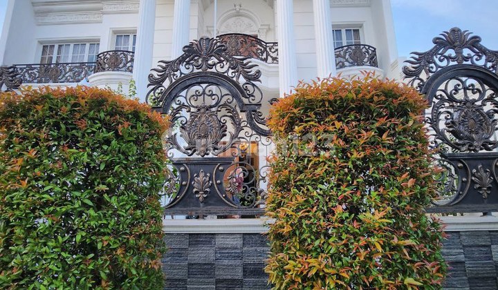 Dijual Rumah Mewah Furnished Duren Sawit Jakarta Timur 2