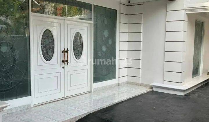 Rumah 2 Lantai SHM Bagus tanah luas dan sangat strategis didalam komlek one gate di jual murah 1