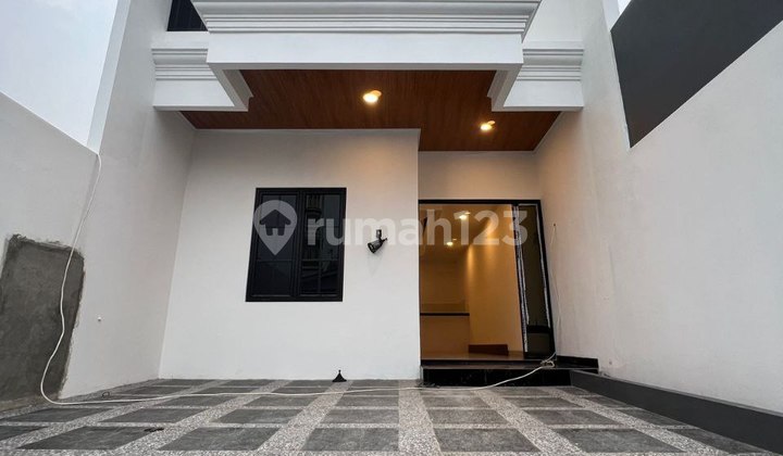 Rumah Baru Komplek Jatiwaringin