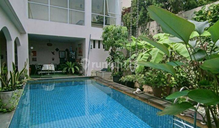 Rumah Bagus 3 Lantai Dengan Private Pool Shm Dekat Tebet Di Cipinang 2