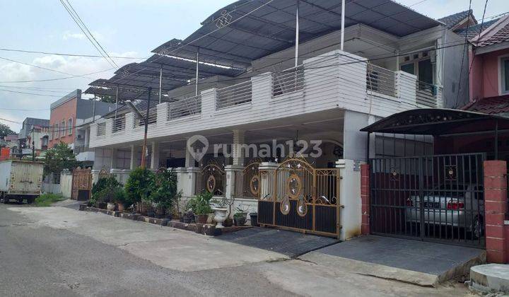 Rumah Gandeng 2 lantai Bagus Terawat dalam Cluster Harapan Indah 2