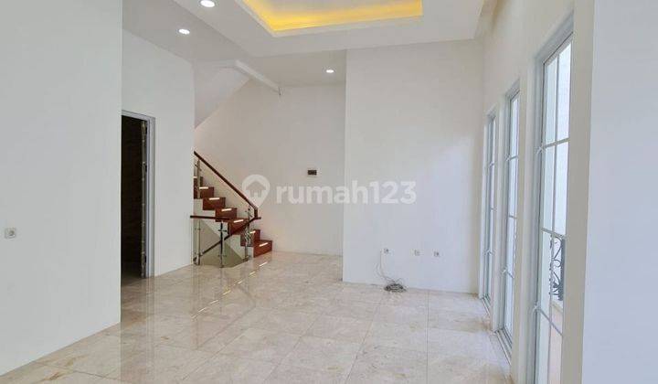 Rumah Mewah 3 Lantai Kualitas Premium Di Pulomas Kayu Putih 2