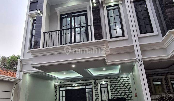 Rumah Baru Mewah 3 Lantai SHM di Ciganjur Jagakarsa 2