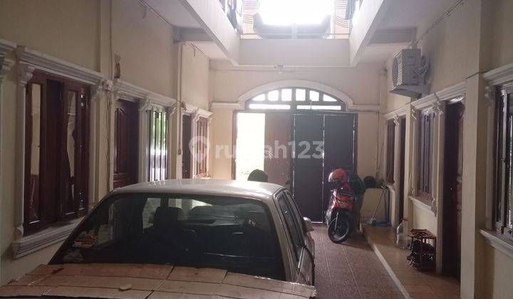 Rumah Kos Bagus Di Pinggir Jalan Strategis Di Tebet Timur 
 2