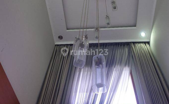 Rumah Mewah Hook Furnished Siap Huni Di Tebet 2