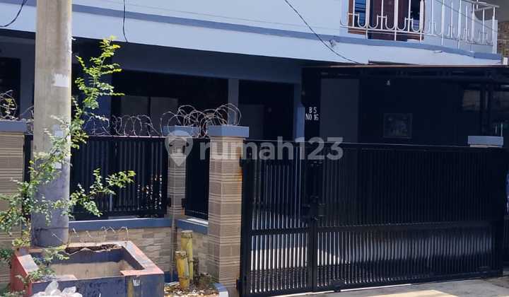 Rumah Bagus Belakang Stadion Patriot Chandrabhaga dan Dekat Summarecon Bekasi