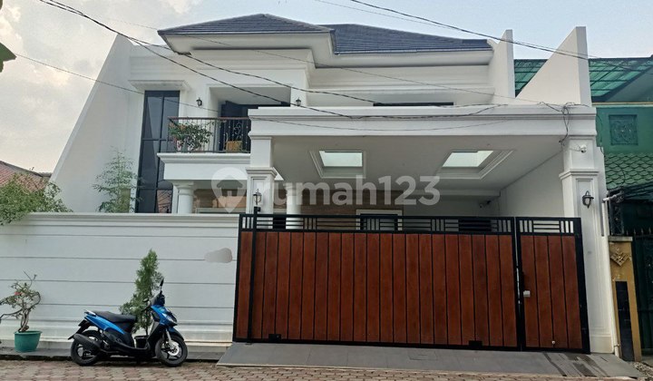 Rumah Mewah Bangunan Baru Design Arsitek Dekat Jatibening